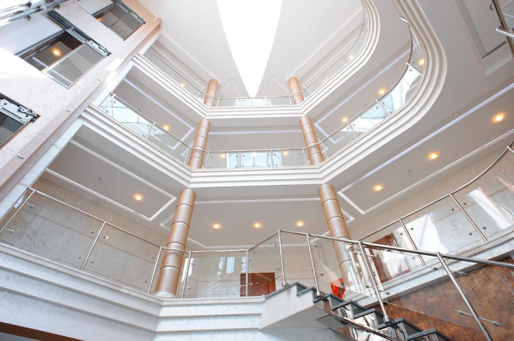 Karpaty Hotel Chust Exterior foto